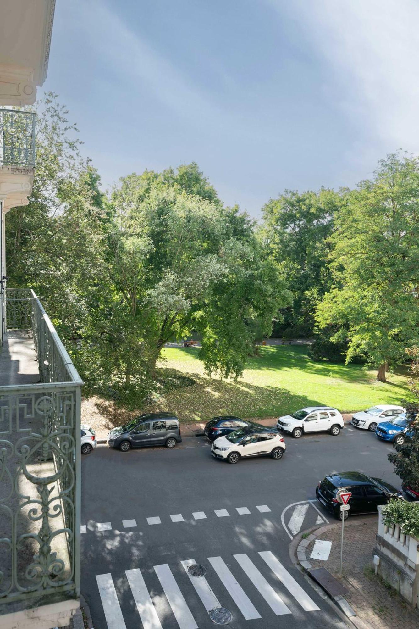 Le Brit - Grand Appartement Design, 3 Chambres, Centre Ville Vichy Dış mekan fotoğraf